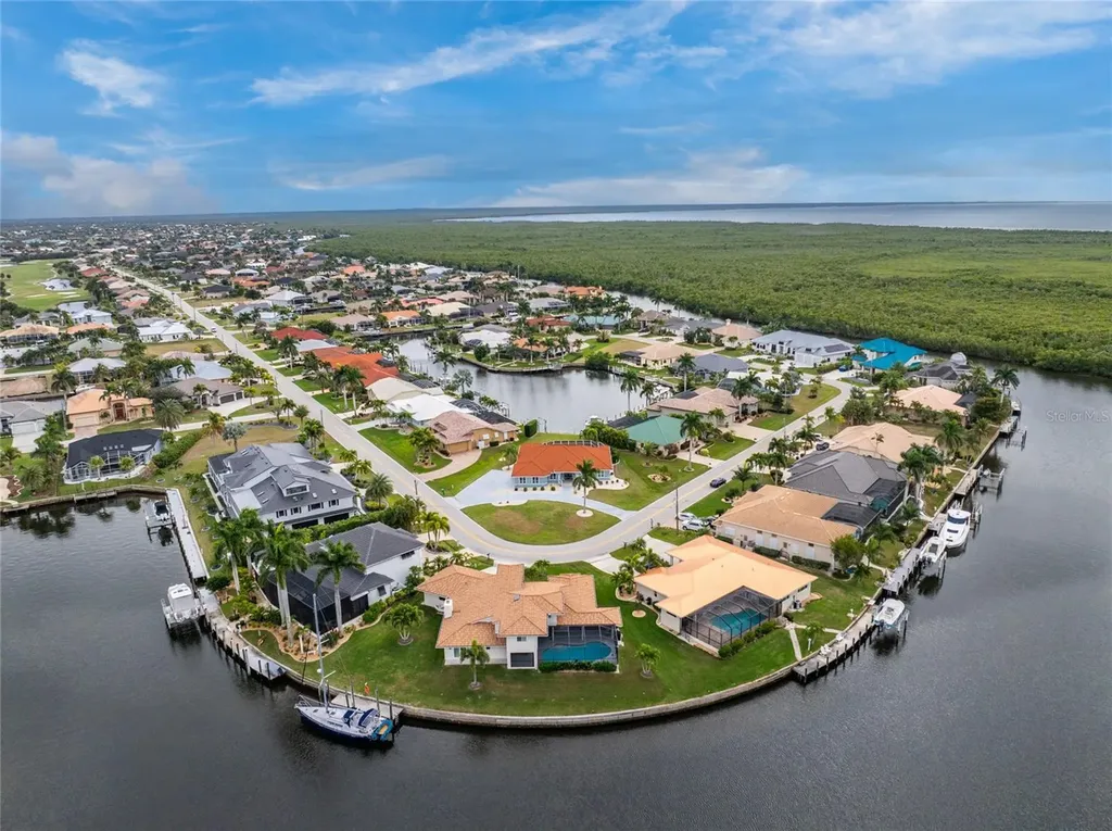2801 Ryan Boulevard Punta Gorda FL 33950