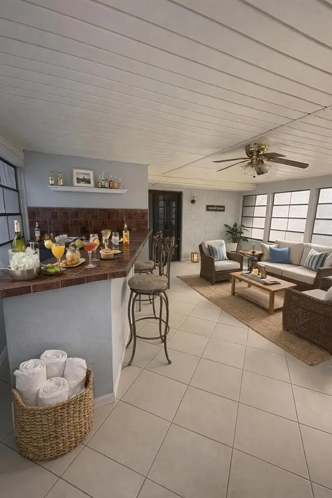 5020 Pine Street Seffner FL 33584