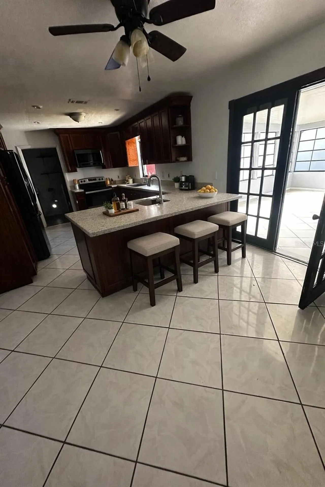 5020 Pine Street Seffner FL 33584