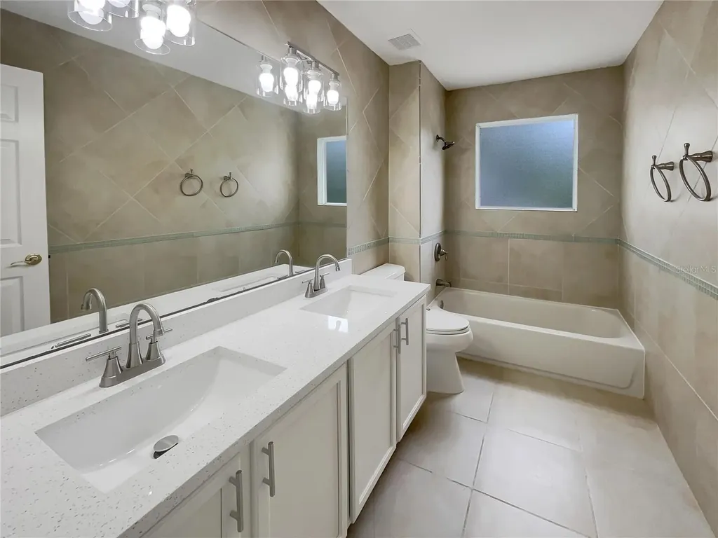 18105 Regents Square Drive Tampa FL 33647