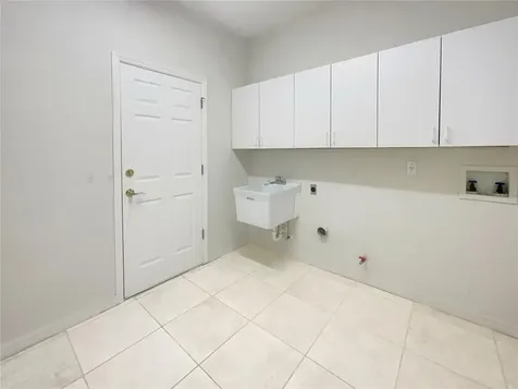 18105 Regents Square Drive Tampa FL 33647