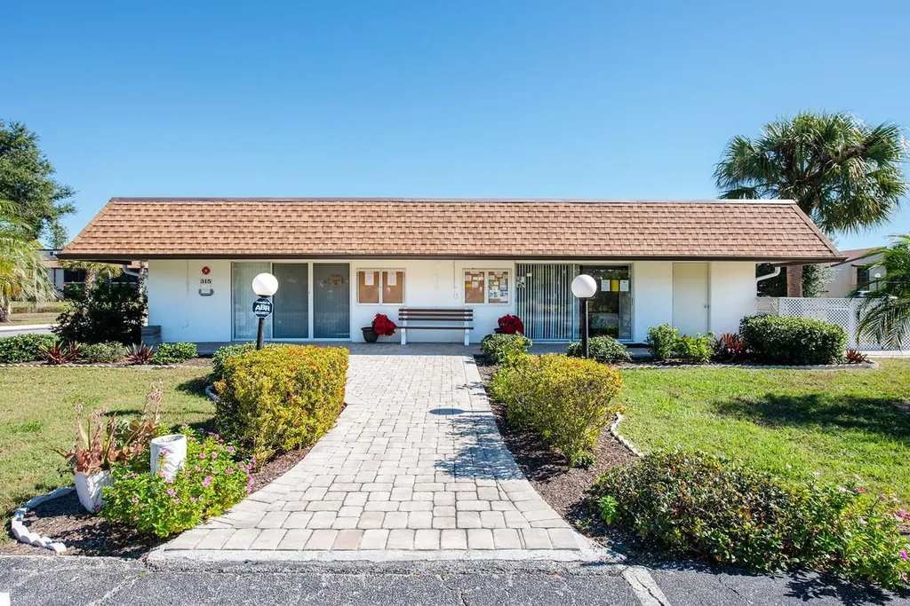 9 Quails Run Boulevard Englewood FL 34223