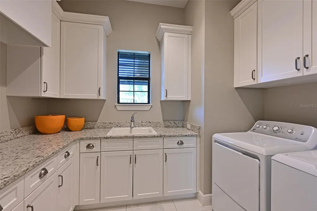 11807 Rive Isle Run Parrish FL 34219