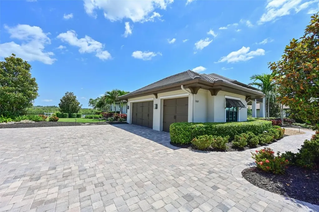 11807 Rive Isle Run Parrish FL 34219