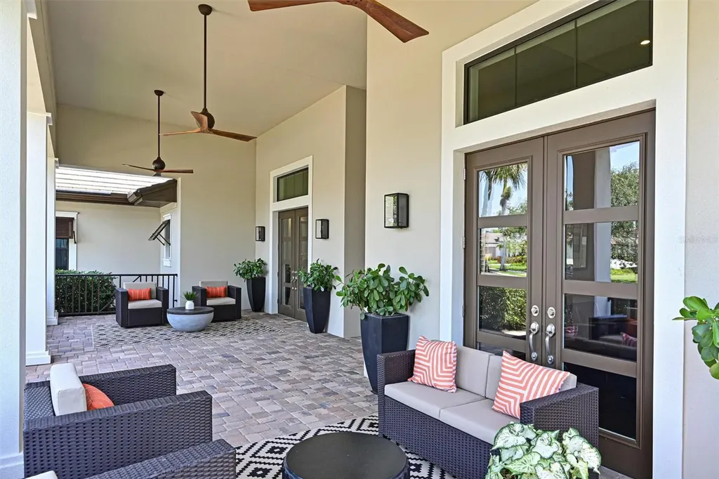 11807 Rive Isle Run Parrish FL 34219