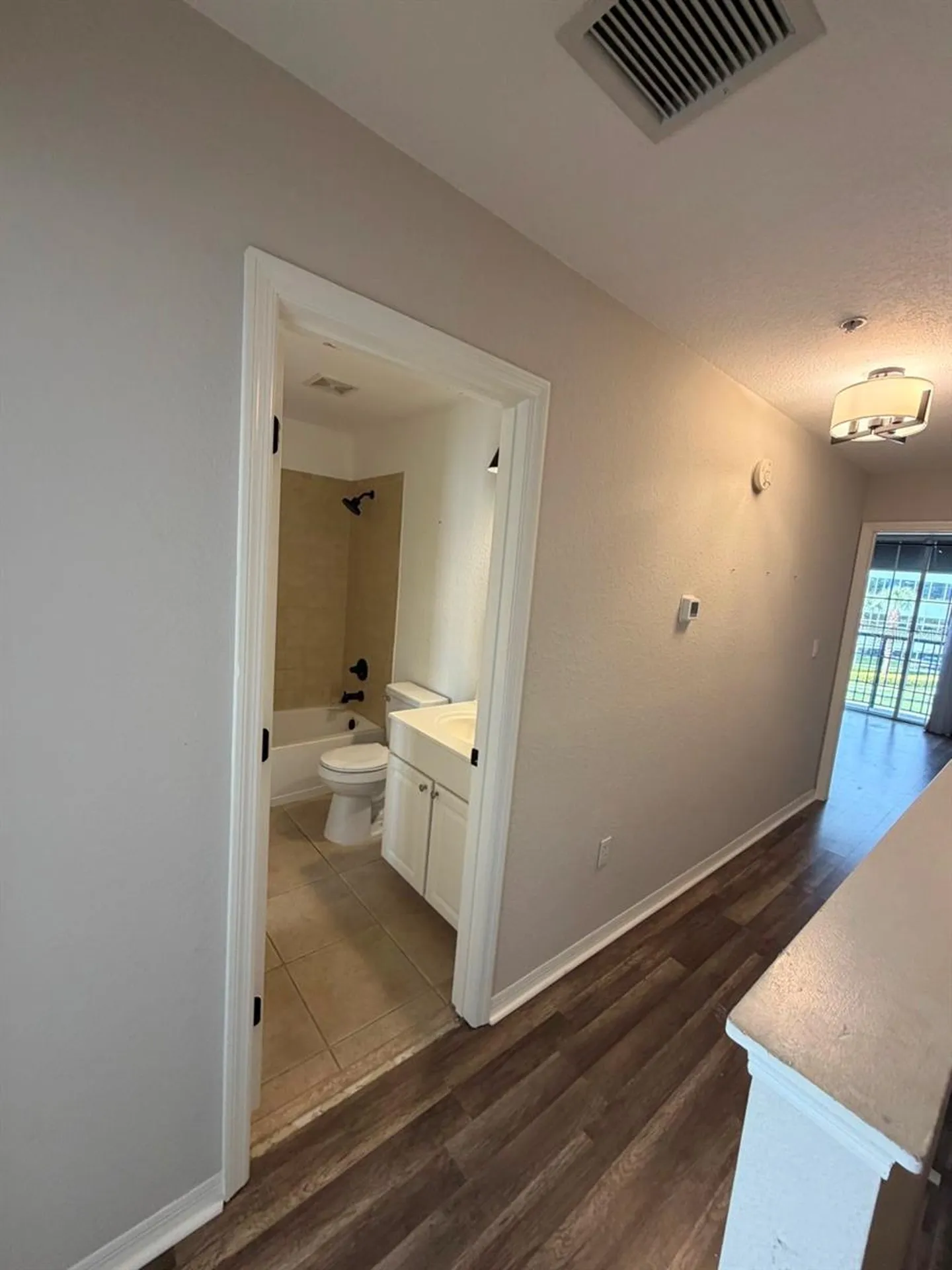 5220 W Kennedy Boulevard Tampa FL 33609