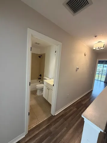 5220 W Kennedy Boulevard Tampa FL 33609