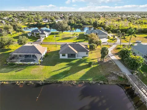 107 Medalist Road Rotonda West FL 33947