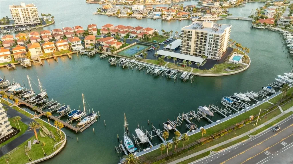 1600 Gulf Boulevard Clearwater FL 33767