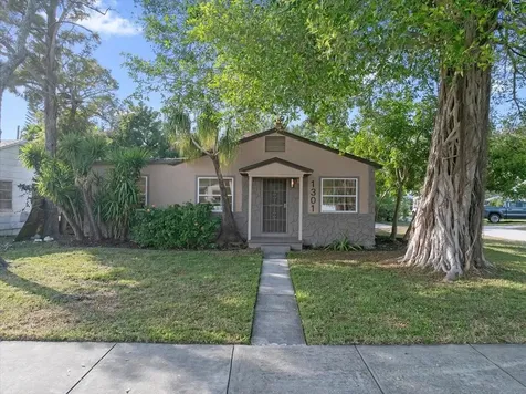 1301 56th Street S Gulfport FL 33707