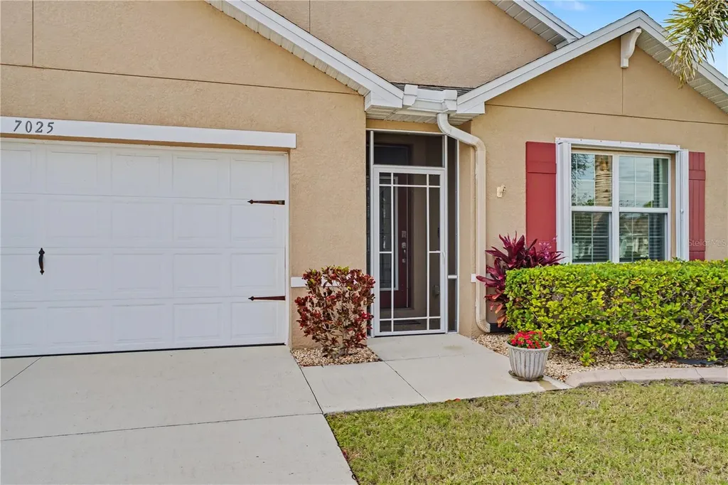 7025 Waterford Parkway Punta Gorda FL 33950