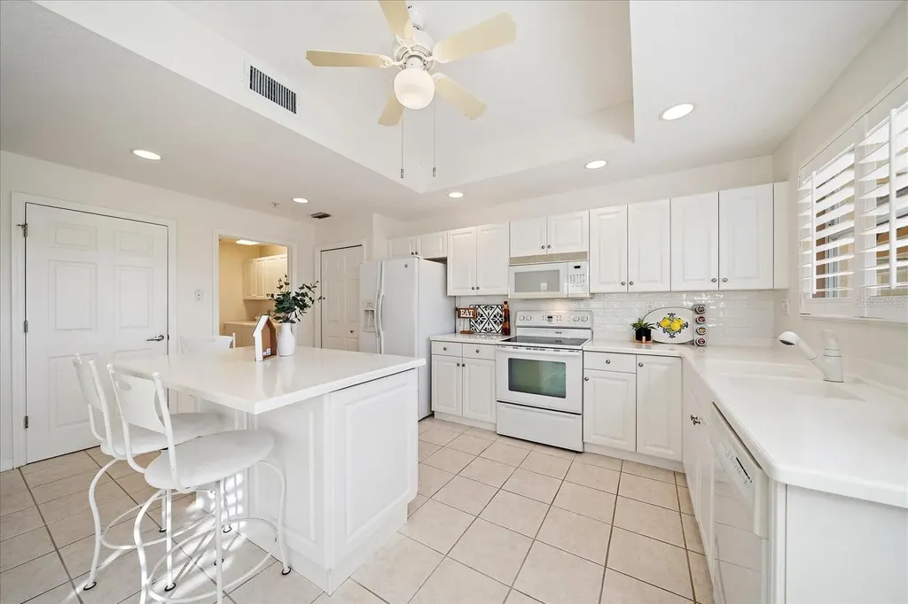 6318 Grand Oak Circle Bradenton FL 34203