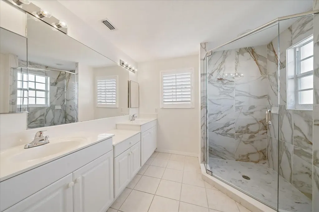 6318 Grand Oak Circle Bradenton FL 34203