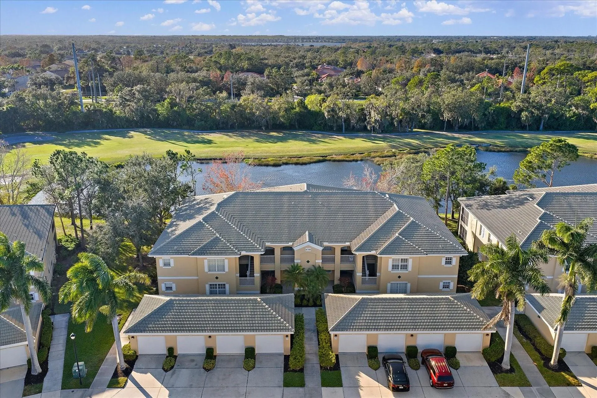 6318 Grand Oak Circle Bradenton FL 34203