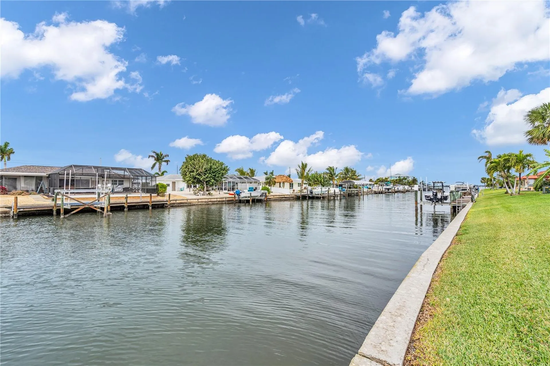 3866 Catalina Drive Bradenton FL 34210