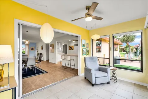 3866 Catalina Drive Bradenton FL 34210