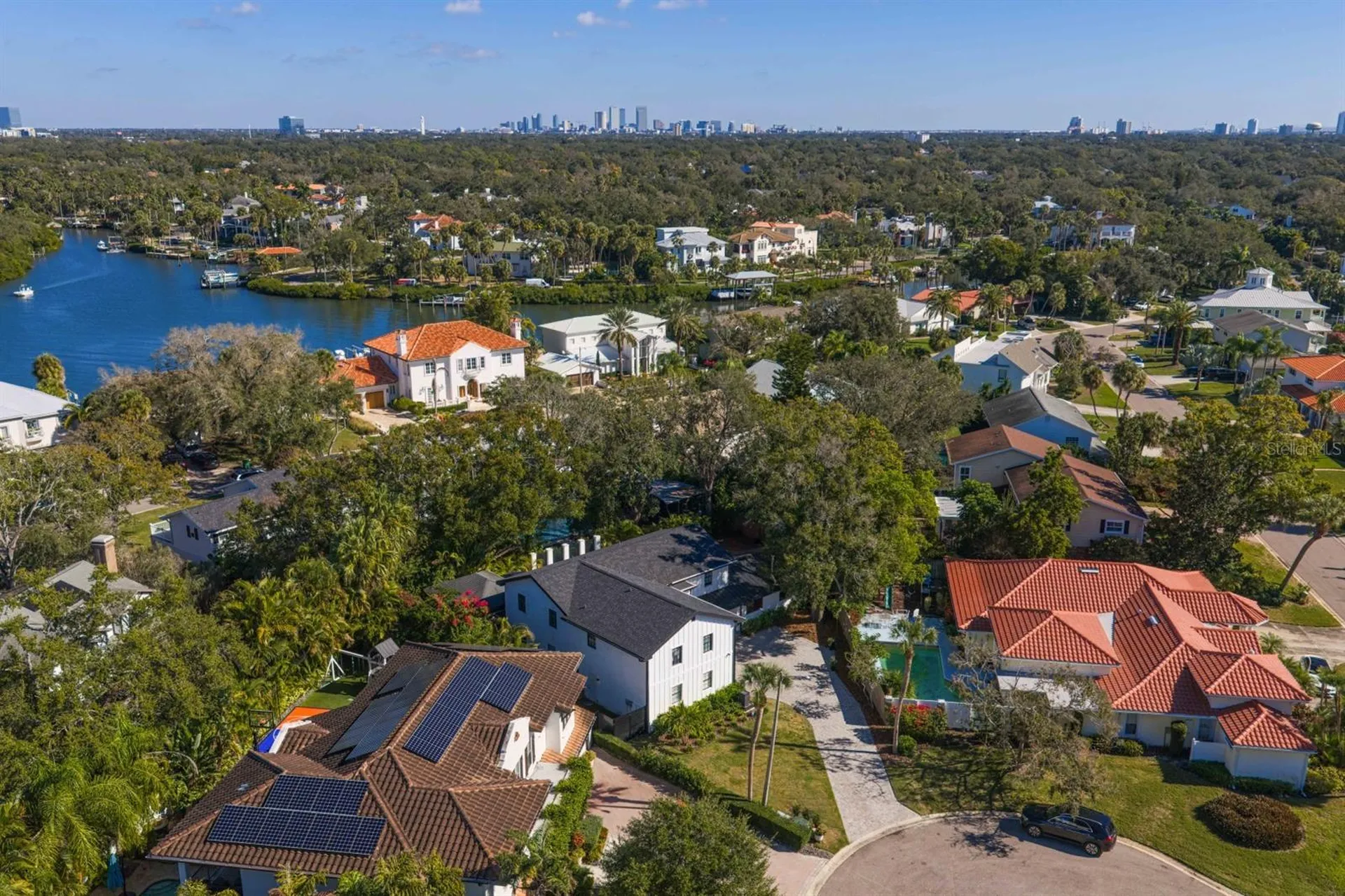 4911 W Bay Way Place Tampa FL 33629