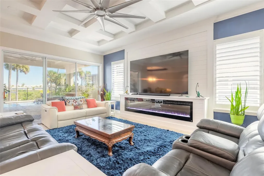 31 S Riverwalk Drive Palm Coast FL 32137
