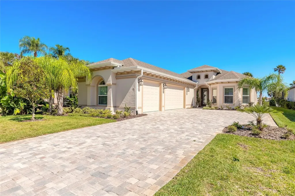 31 S Riverwalk Drive Palm Coast FL 32137