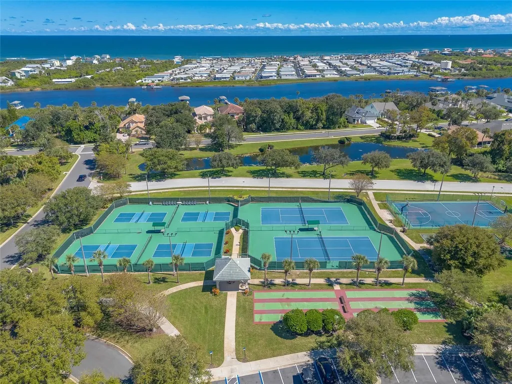 31 S Riverwalk Drive Palm Coast FL 32137