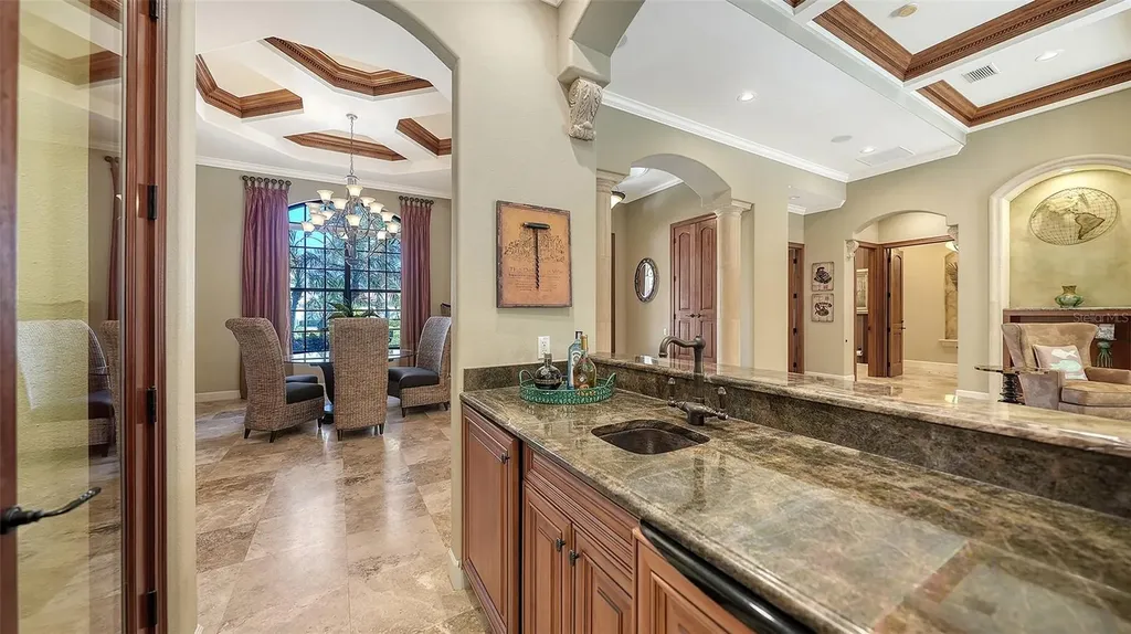 8864 Enclave Court Sarasota FL 34238