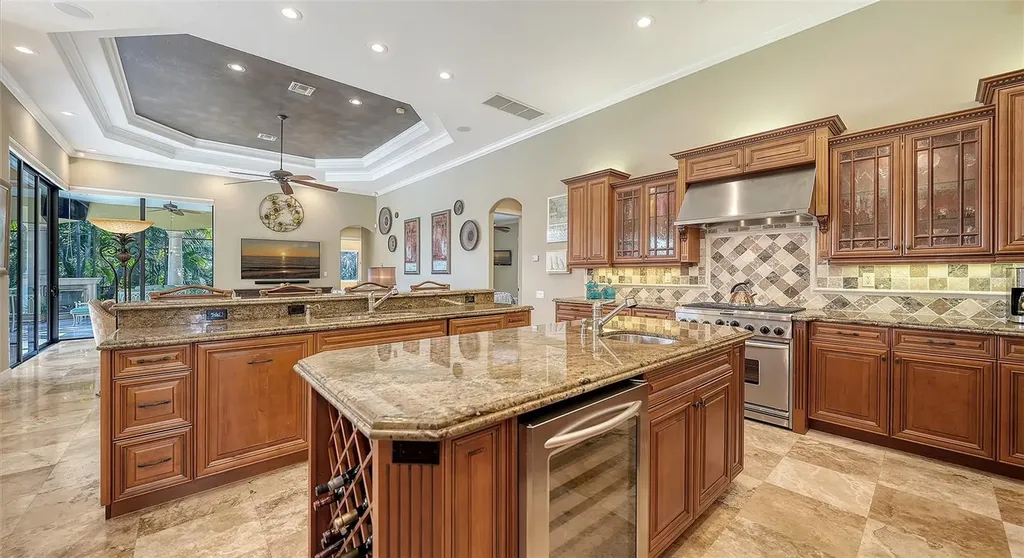 8864 Enclave Court Sarasota FL 34238