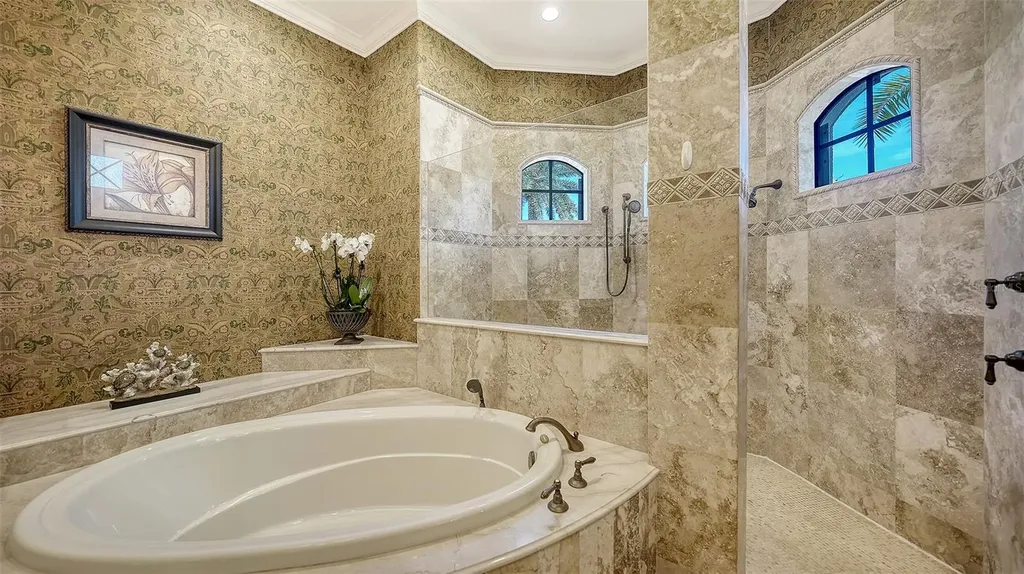 8864 Enclave Court Sarasota FL 34238
