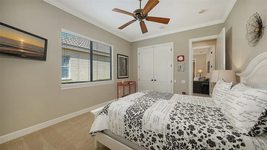 8864 Enclave Court Sarasota FL 34238