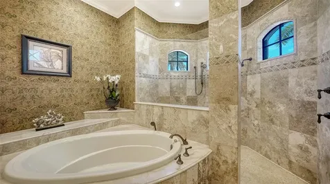 8864 Enclave Court Sarasota FL 34238