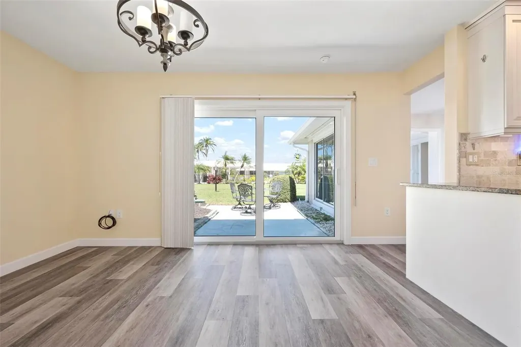 6902 8th Avenue W Bradenton FL 34209
