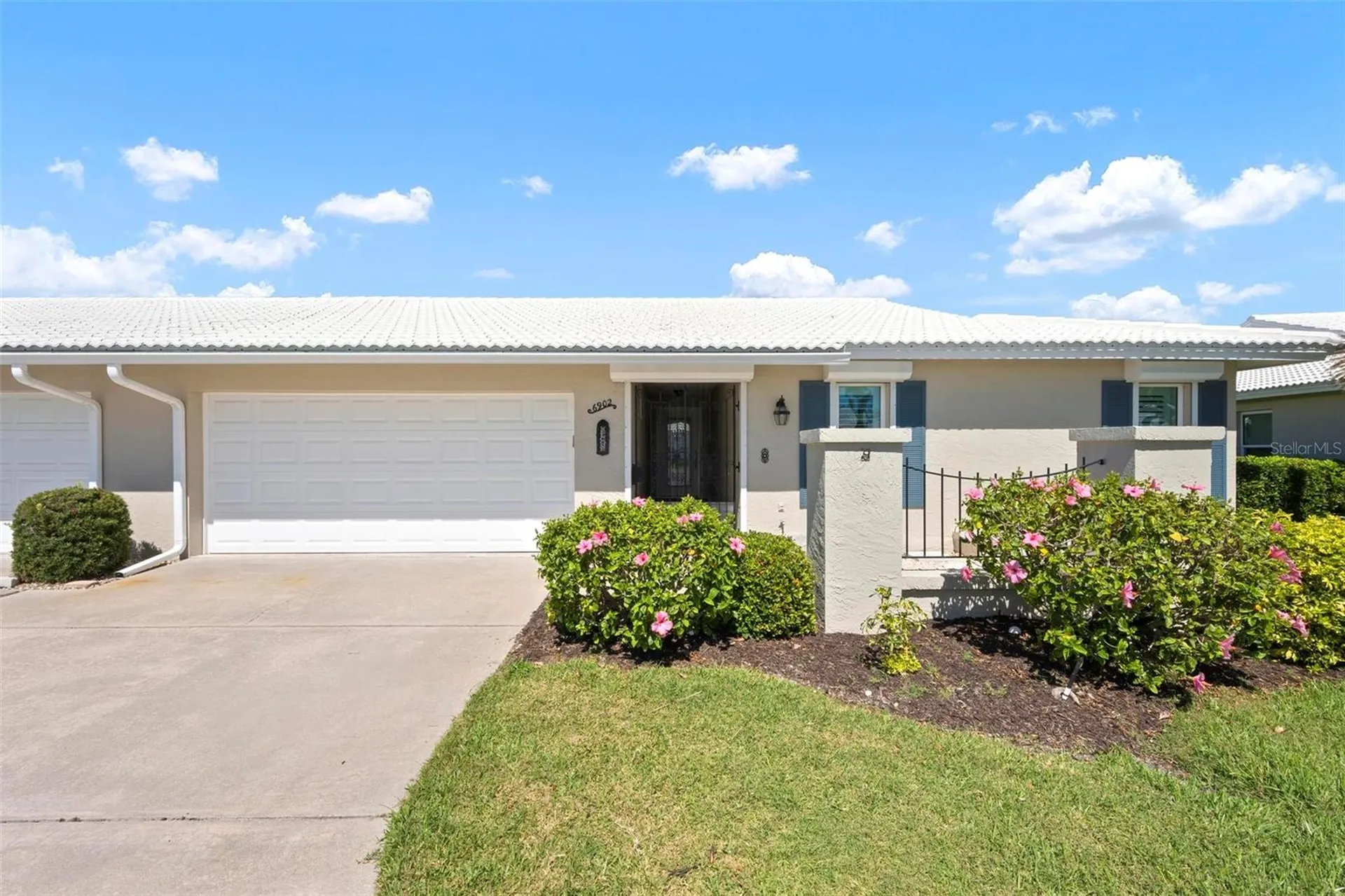 6902 8th Avenue W Bradenton FL 34209
