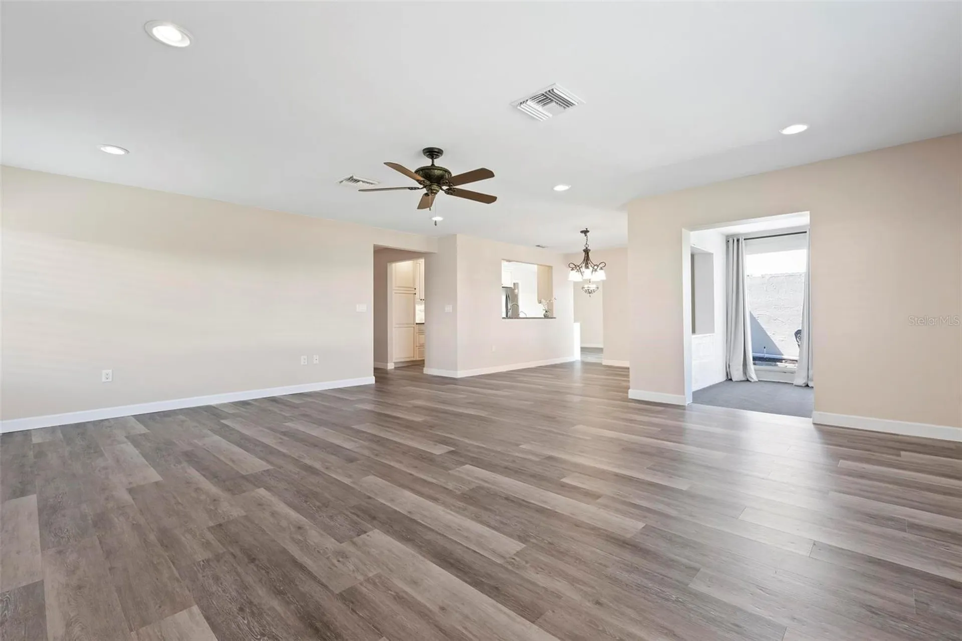 6902 8th Avenue W Bradenton FL 34209