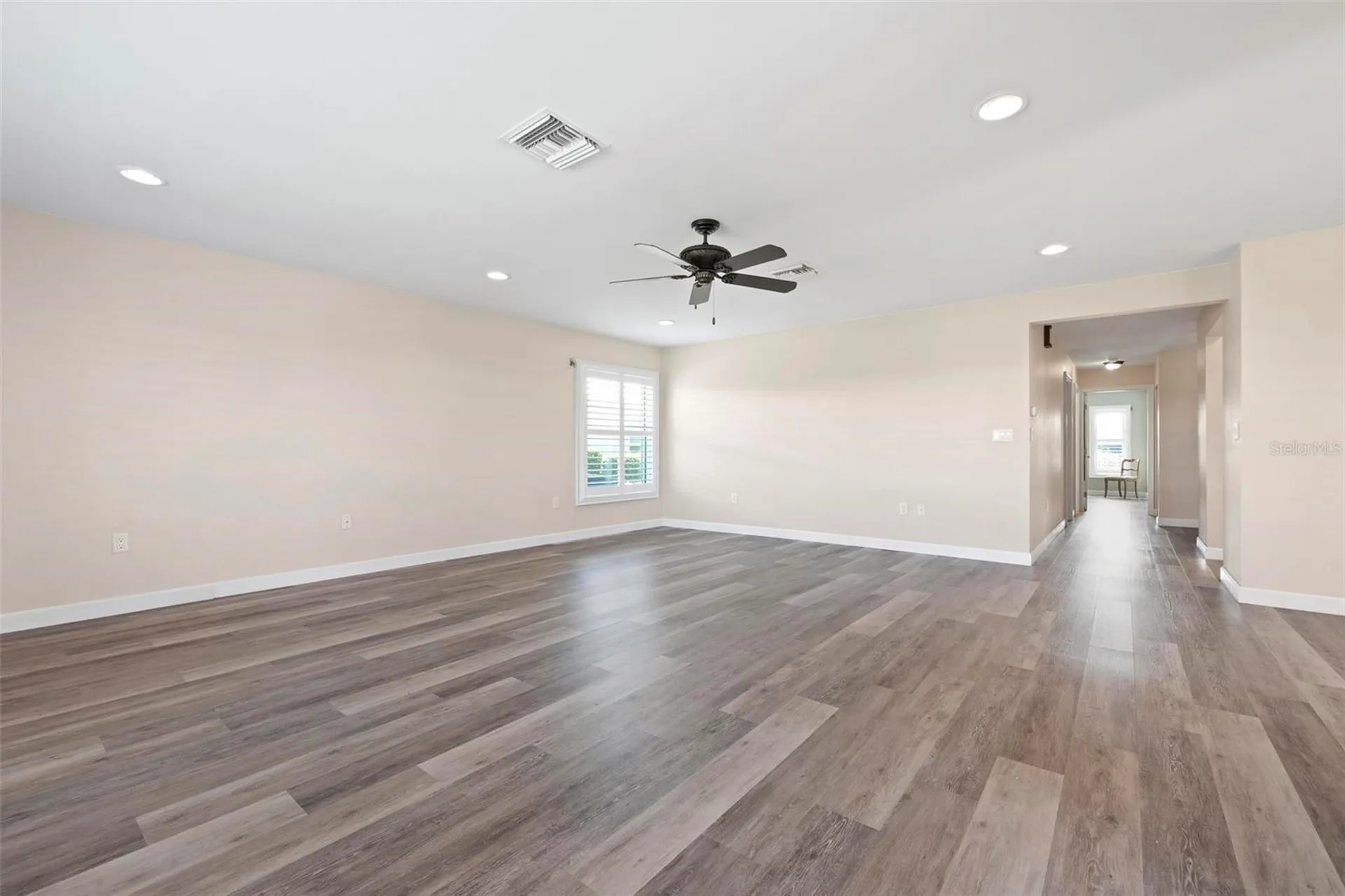 6902 8th Avenue W Bradenton FL 34209