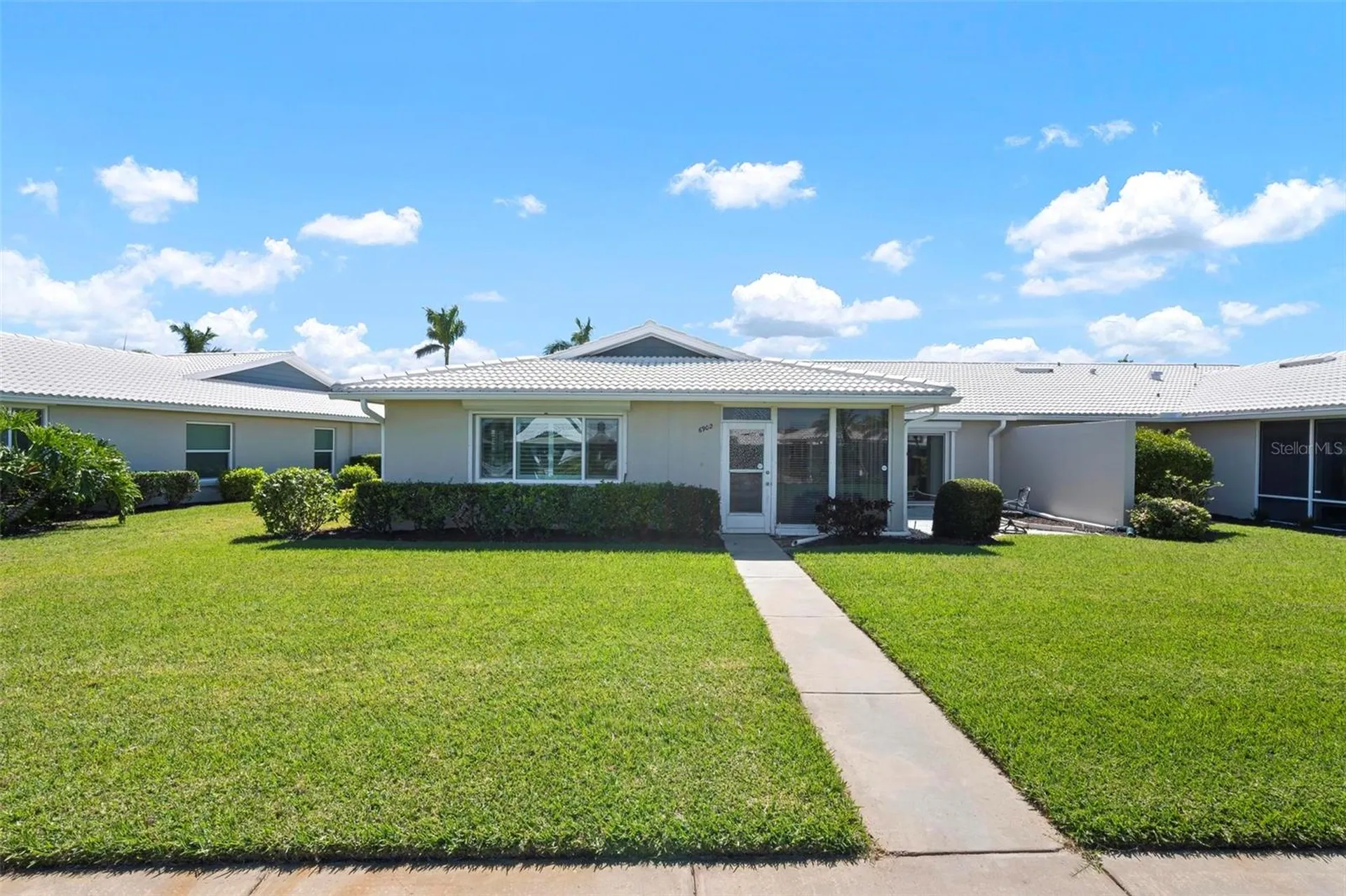 6902 8th Avenue W Bradenton FL 34209