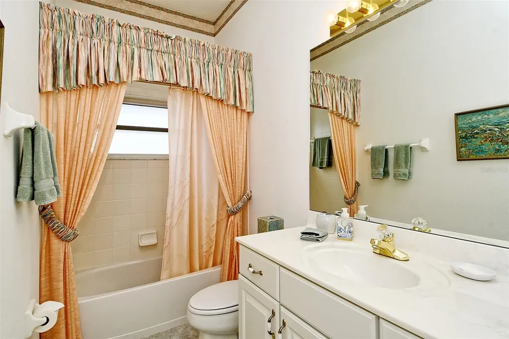 4516 Legacy Court Sarasota FL 34241