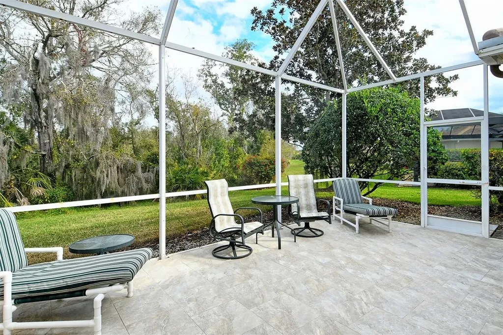4516 Legacy Court Sarasota FL 34241