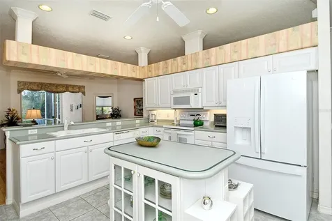 4516 Legacy Court Sarasota FL 34241