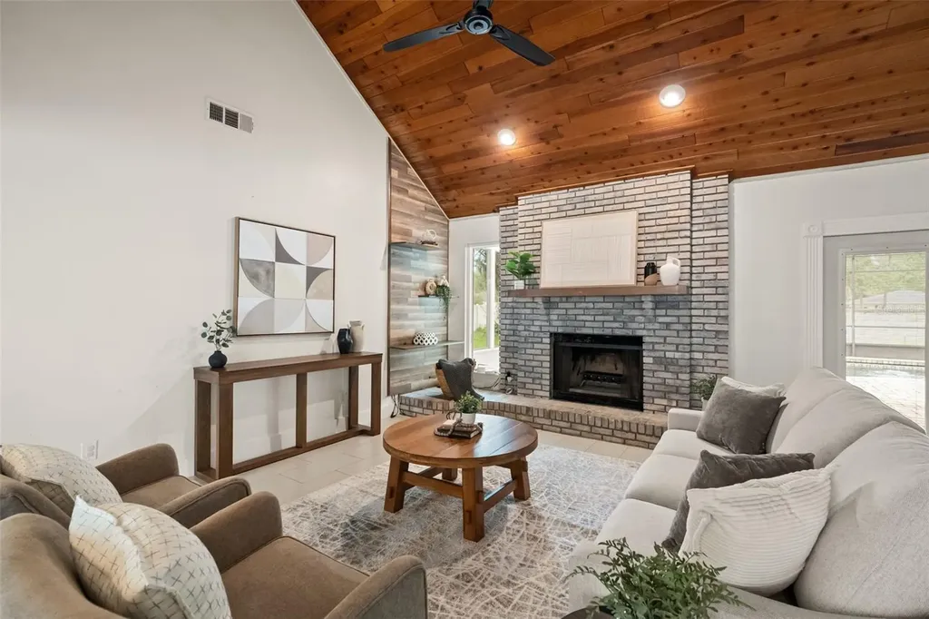 4951 Courtland Loop Winter Springs FL 32708
