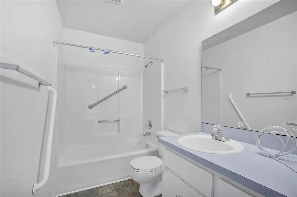 4938 Colonnades Circle E Lakeland FL 33811