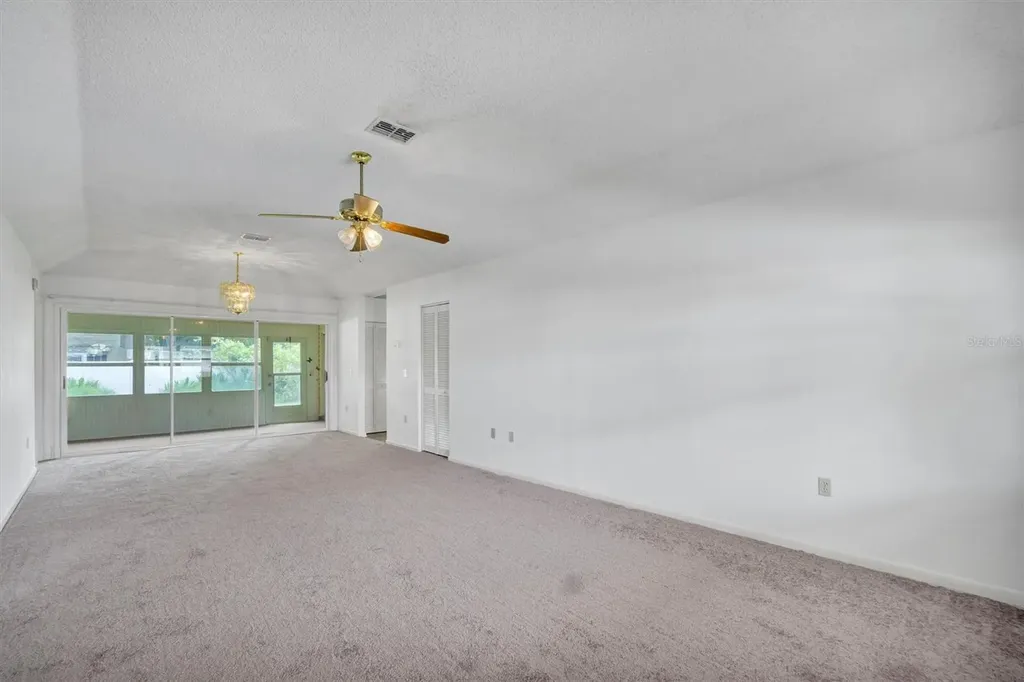 4938 Colonnades Circle E Lakeland FL 33811