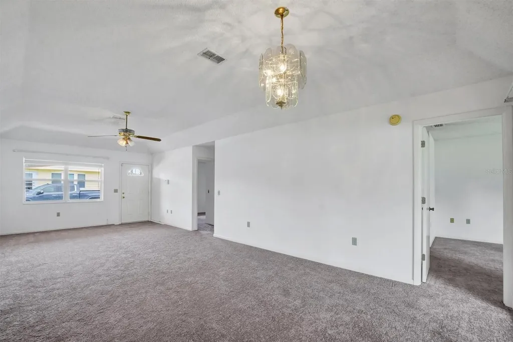 4938 Colonnades Circle E Lakeland FL 33811