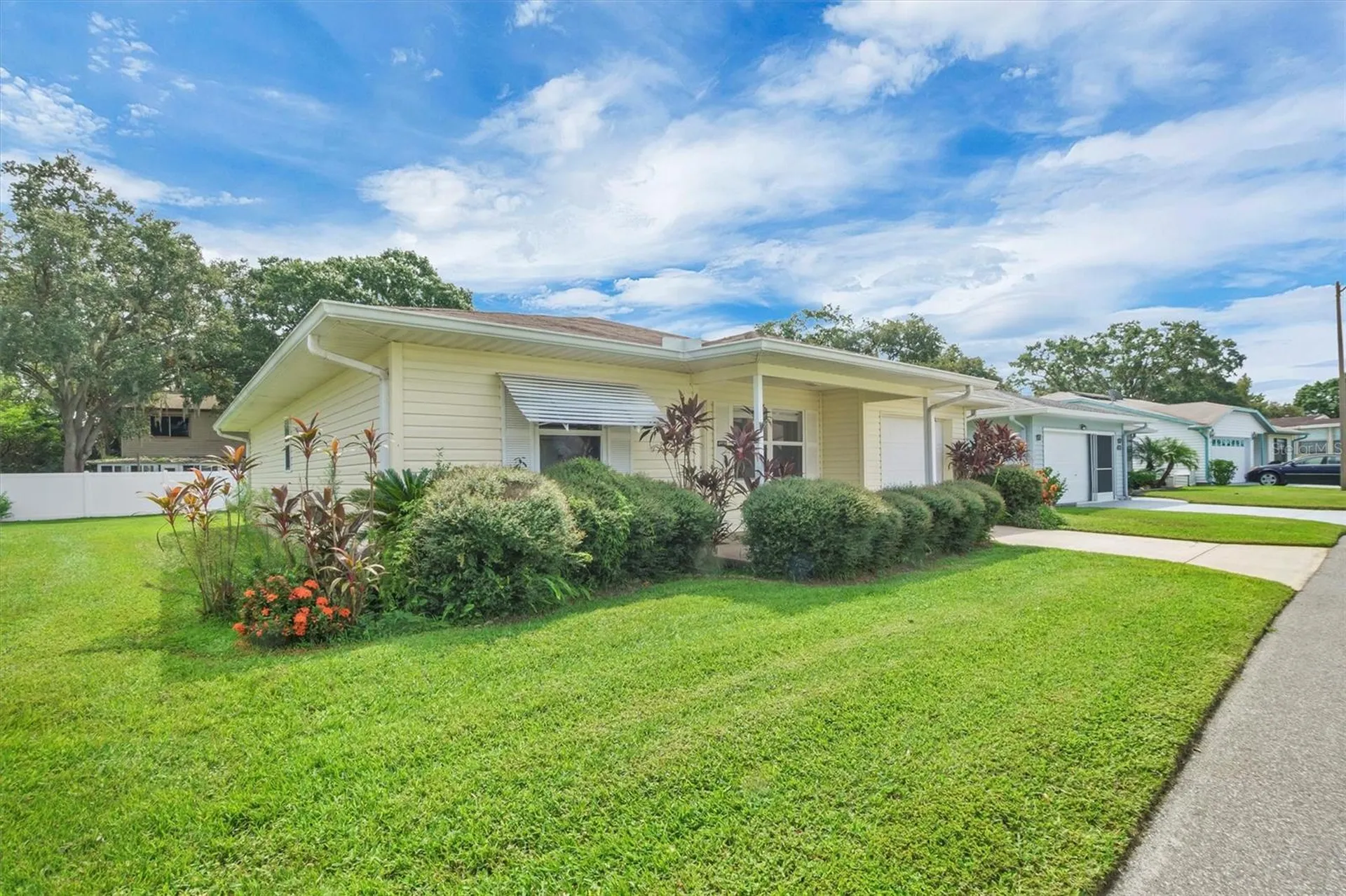 4938 Colonnades Circle E Lakeland FL 33811