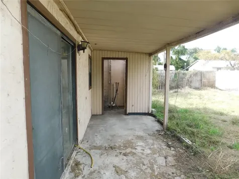 2002 E Okaloosa Avenue Tampa FL 33604