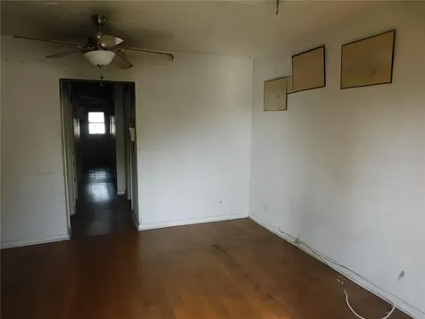 2002 E Okaloosa Avenue Tampa FL 33604