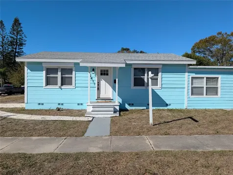 2411 45th Street S St Petersburg FL 33711