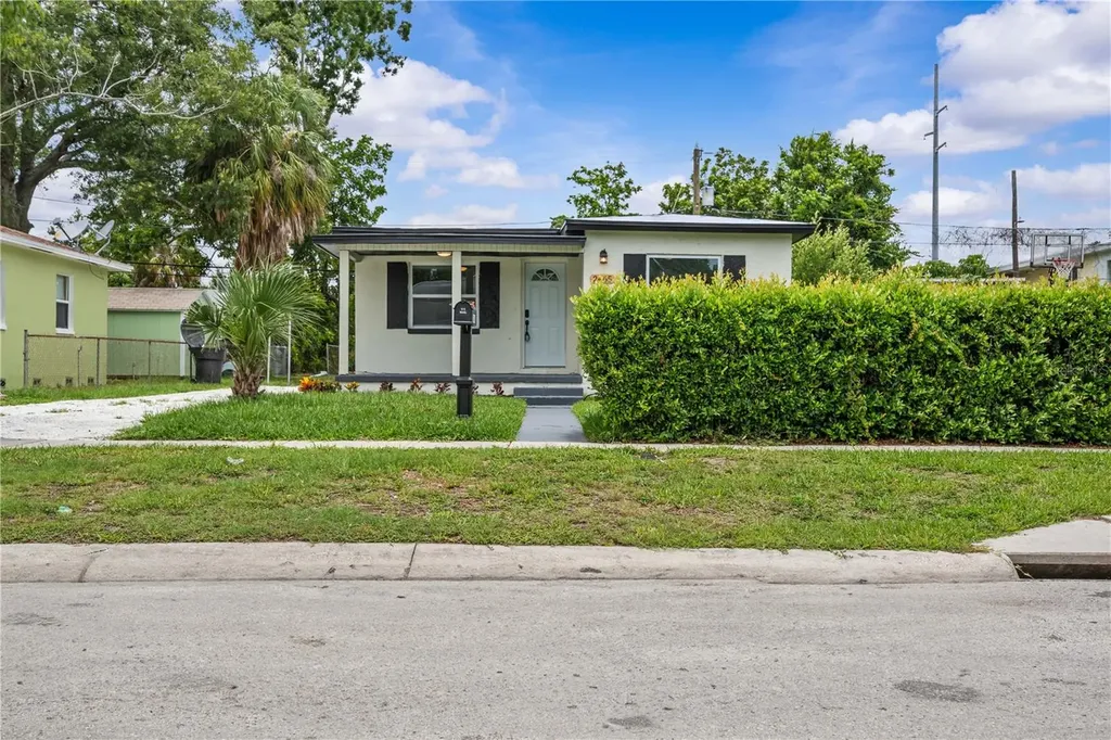 2465 16th Avenue S St Petersburg FL 33712