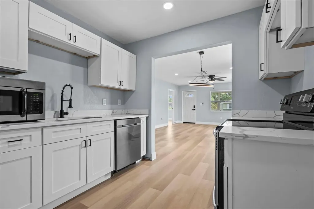 2465 16th Avenue S St Petersburg FL 33712