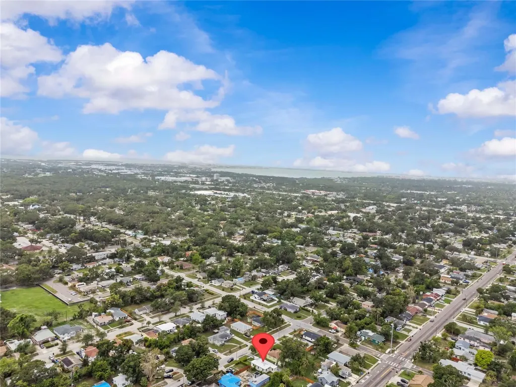 2465 16th Avenue S St Petersburg FL 33712