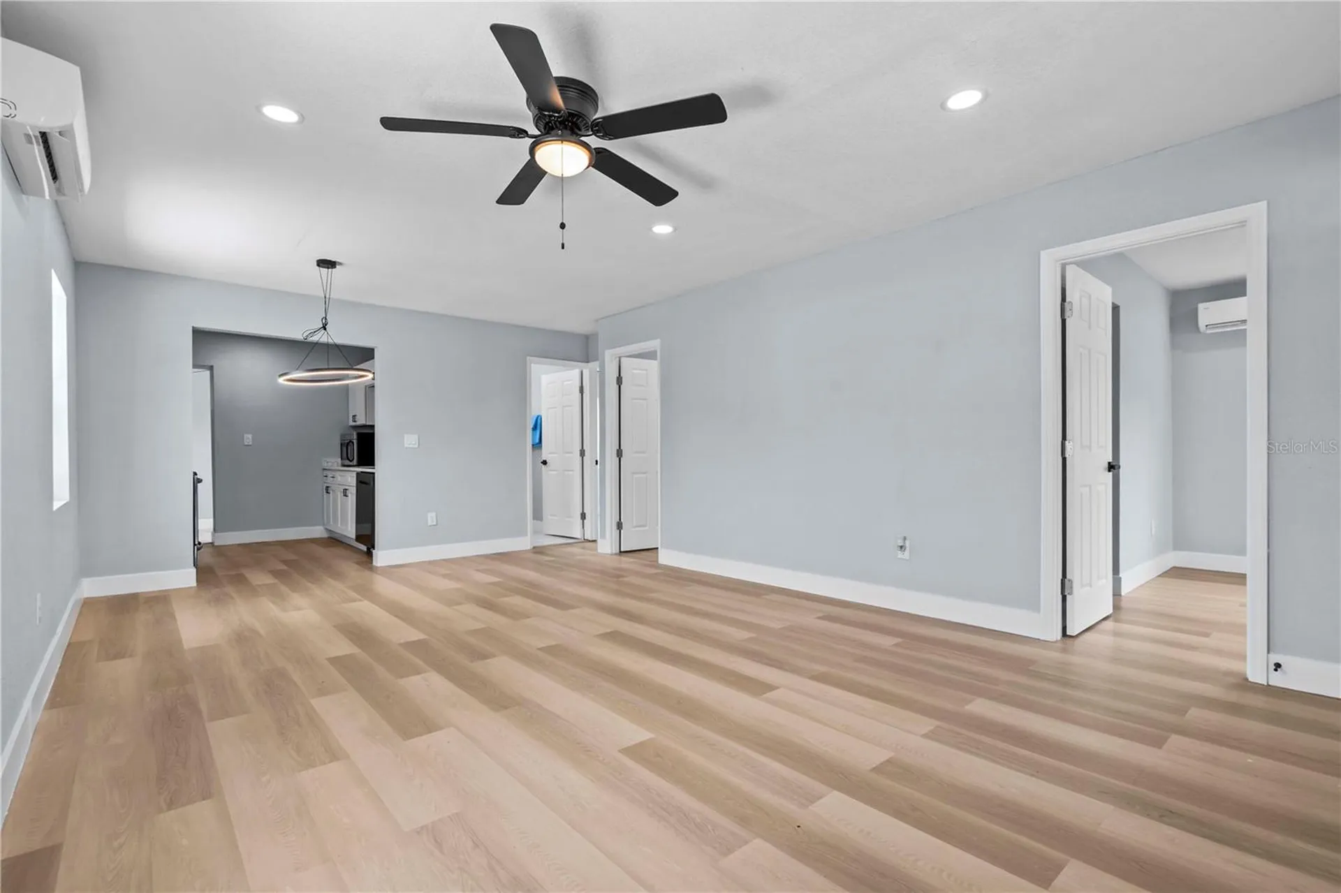 2465 16th Avenue S St Petersburg FL 33712