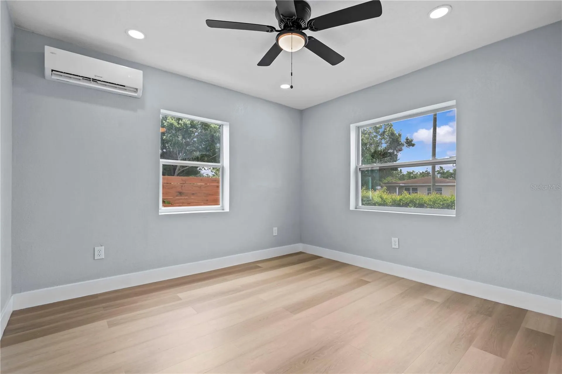 2465 16th Avenue S St Petersburg FL 33712